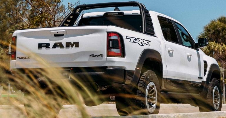 Características de la RAM 1500 TRX 2022