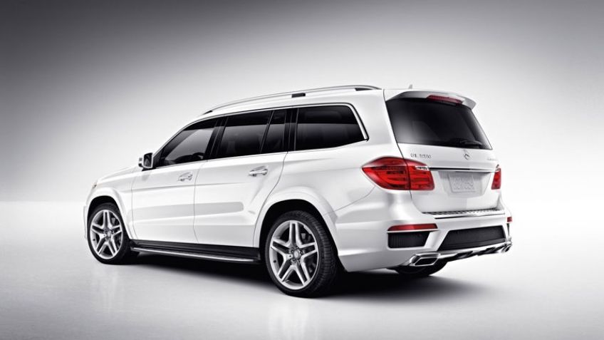 Mercedes-Benz manda a revisión casi un millón de autos por fallas en los frenos