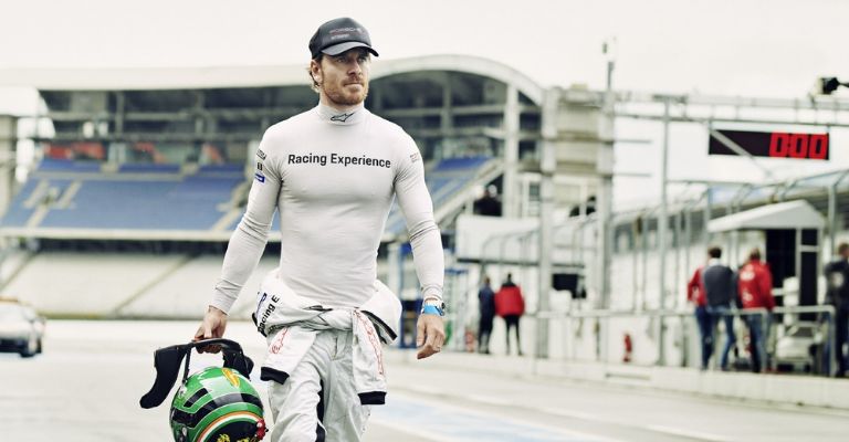Michael Fassbender, piloto de Porsche