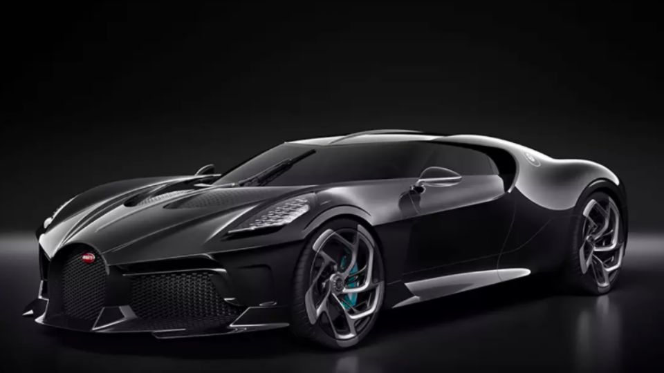 Bugatti La voiture noir es uno de los autos más caros manejados por las celebridades.