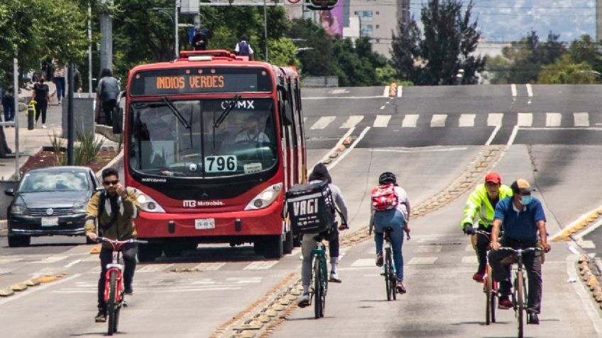 ¿Cómo llevar mi bici en el Metrobús?