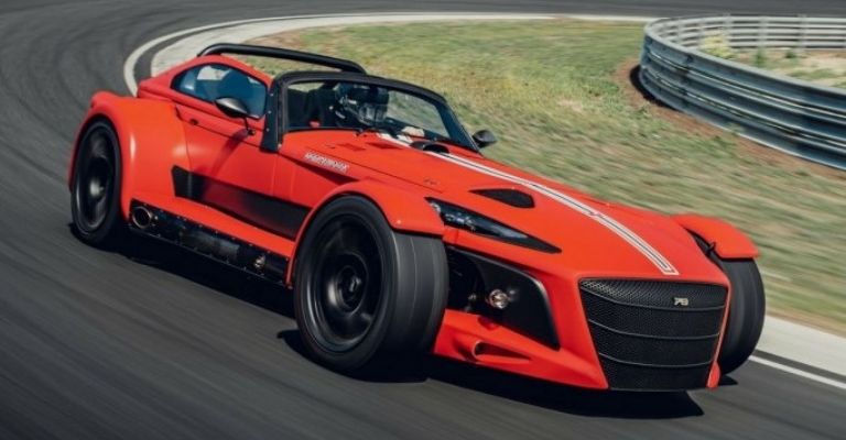 Donkervoort D8 GTO en naranja