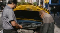 ¿Cómo saber qué tipo de aceite ponerle a mi carro?