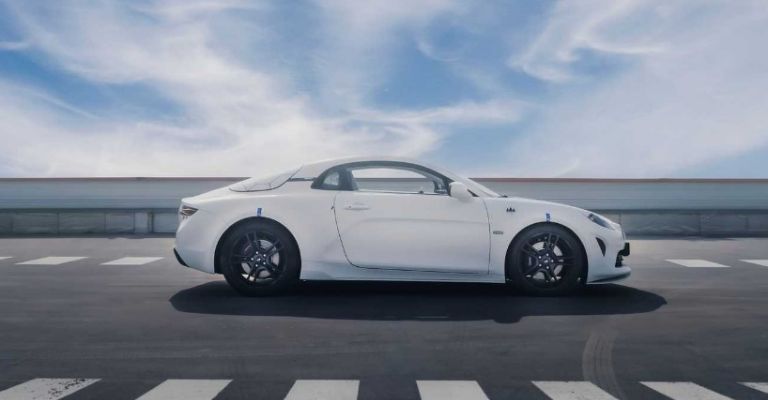 Alpine A110 E-ternité