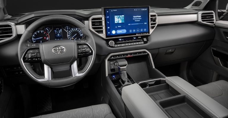 Interior de la Toyota Tundra 2022