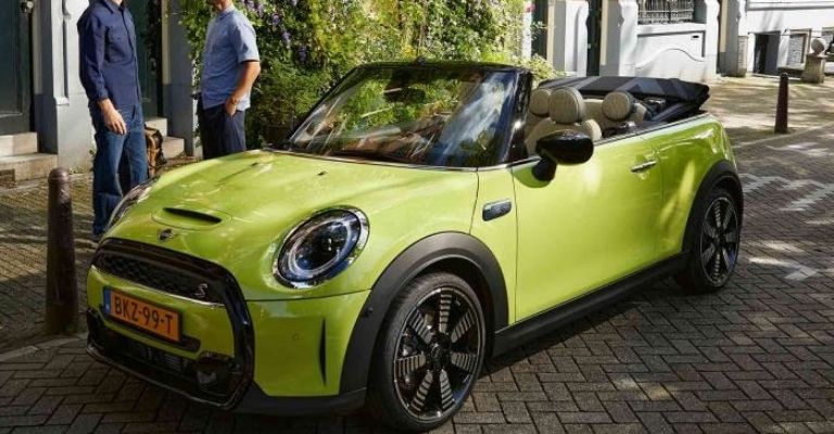 MINI Cooper Convertible