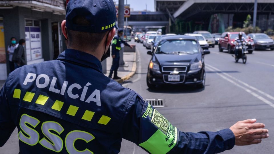 Polícia de tránsito CDMX.