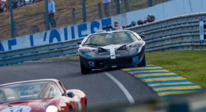 El CEO de Ford logra un podio en Le Mans Classic con su Ford GT40