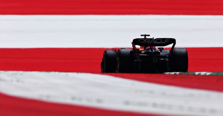 Checo Pérez fuera de la clasificación