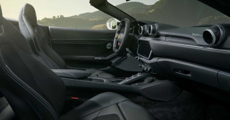 Interior del Ferrari Portofino por Novitec