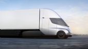 Elon Musk revela que su camión eléctrico de transporte sí se venderá este año