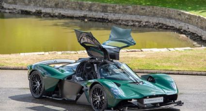 Don Huayra añade el Aston Martin Valkyrie a su colección