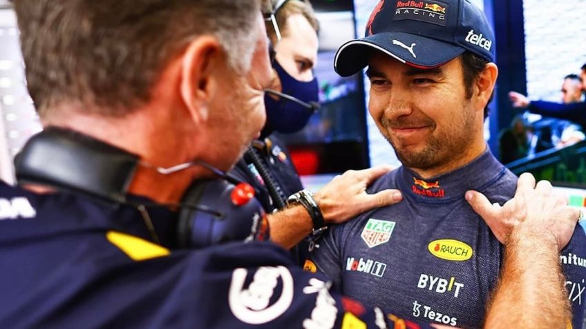 Christian Horner feliz con el desempeño de Checo Pérez en Red Bull