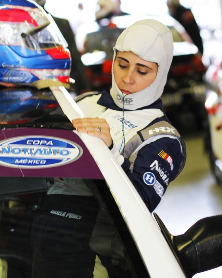 Gisela Ponce, pilota mexicana