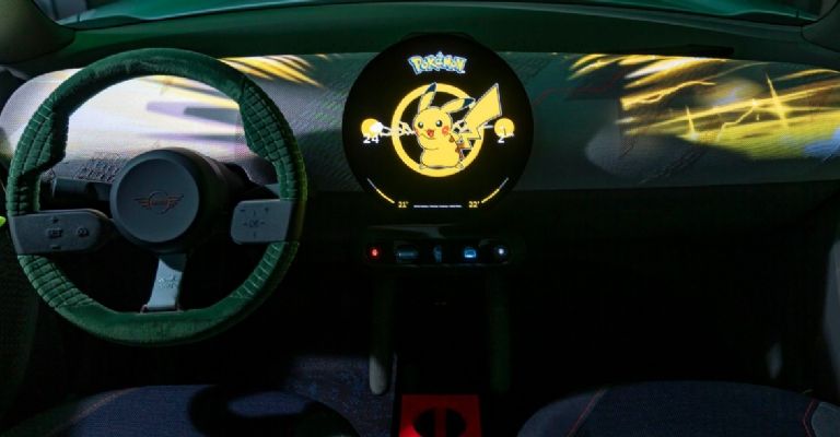 Interior del MINI Aceman con Pokemón