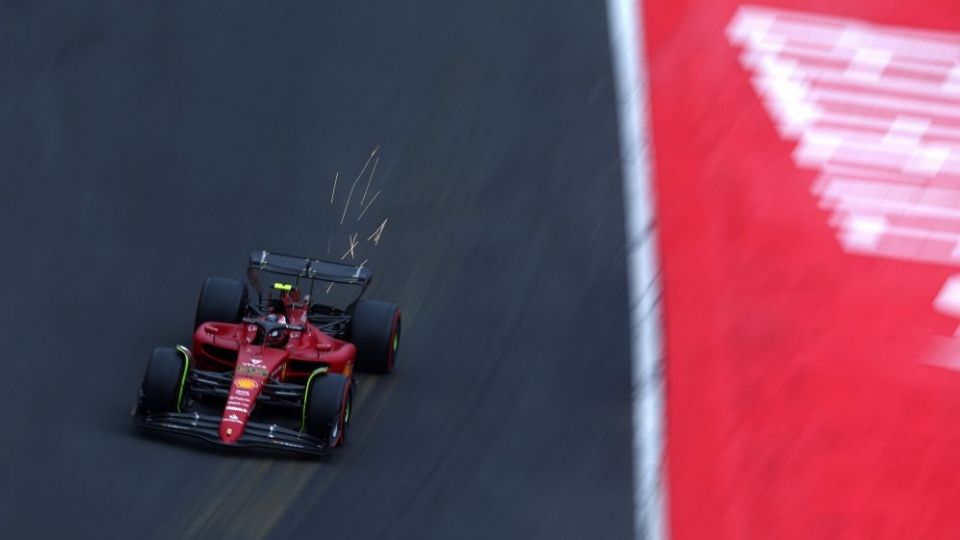 Carlos Sainz pole position GP Bélgica 2022.