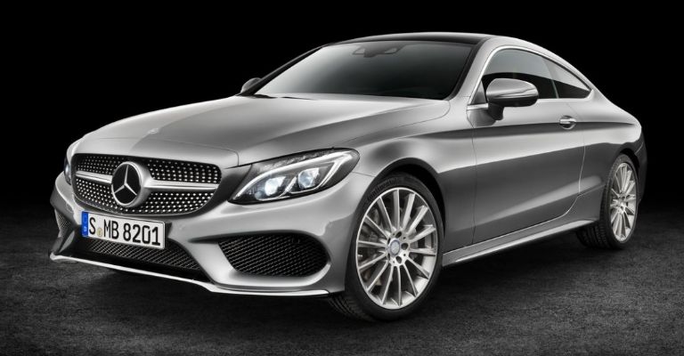 Mercedes-Benz Clase C Coupé en gris