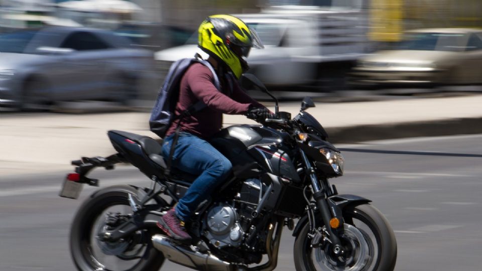 Emplacar moto nueva en CDMX.