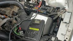 ¿Qué pasa si le doy batería a otro auto?