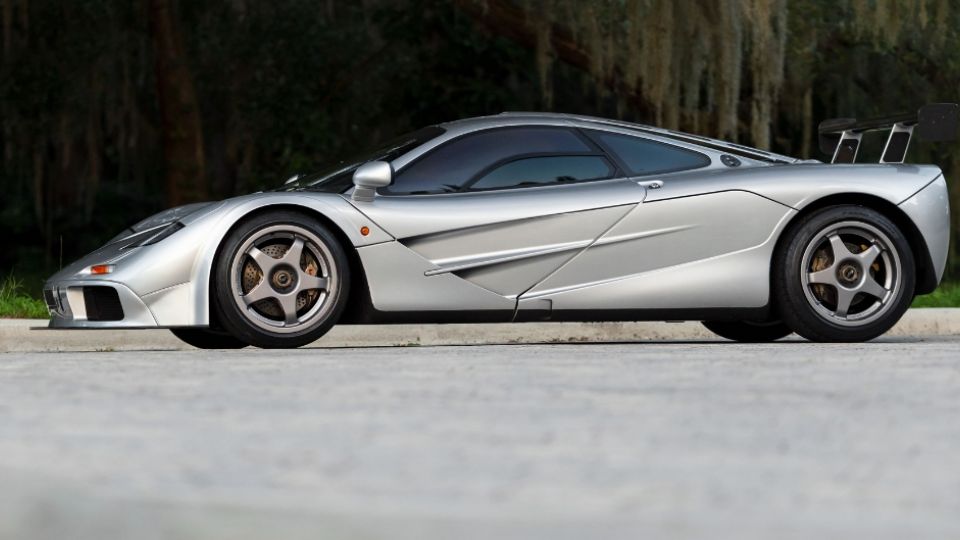 Este McLaren F1 está siendo subastado