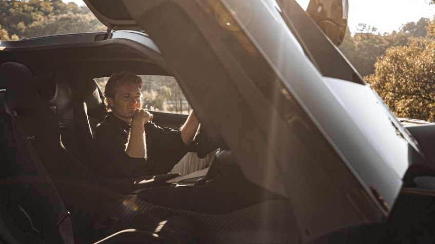 Nico Rosberg recibe su Rimac Nevera