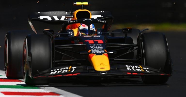 Checo Pérez en el GP de Italia 2022