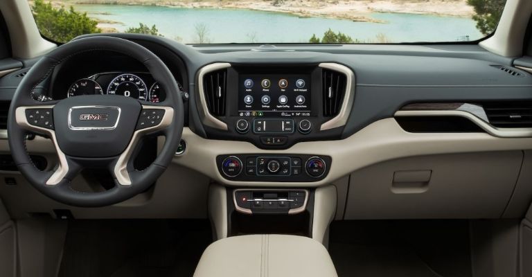 Interior de la GMC Terrain 2022