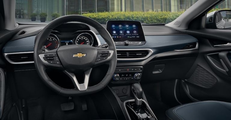 Interior de la Chevrolet Tracker 2023