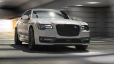 Chyrsler 300C 2023, el adiós de un sedán que nunca dejó de ser imponente