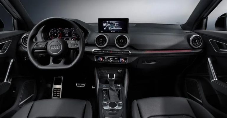 Interior de la Audi Q2 2023