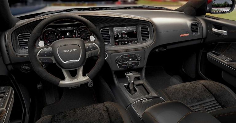 Interior del Dodge Charger King Daytona 