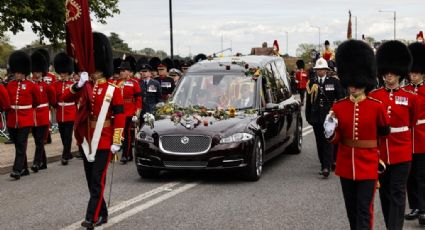 La Reina Isabel II y Land Rover diseñaron su coche fúnebre: un Jaguar XJ