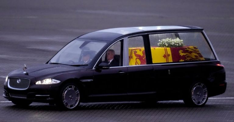 carroza fúnebre de la reina Isabel