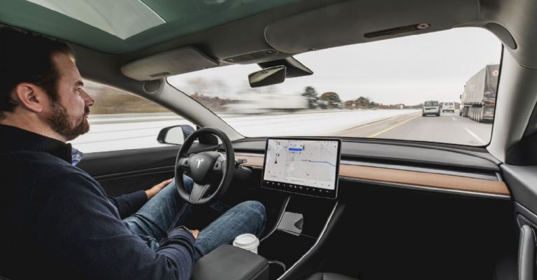 Tesla conducción autónoma