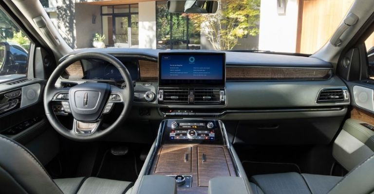 Interior de la Lincoln Navigator 2022