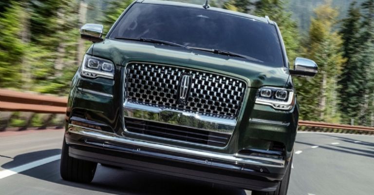 Versiones de la Lincoln Navigator 2022