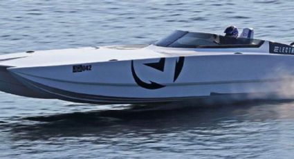 Conoce al Vision V32, el barco eléctrico más rápido del mundo