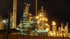 Petróleo se estabiliza en $80 por barril; mercado espera la determinación de la FED