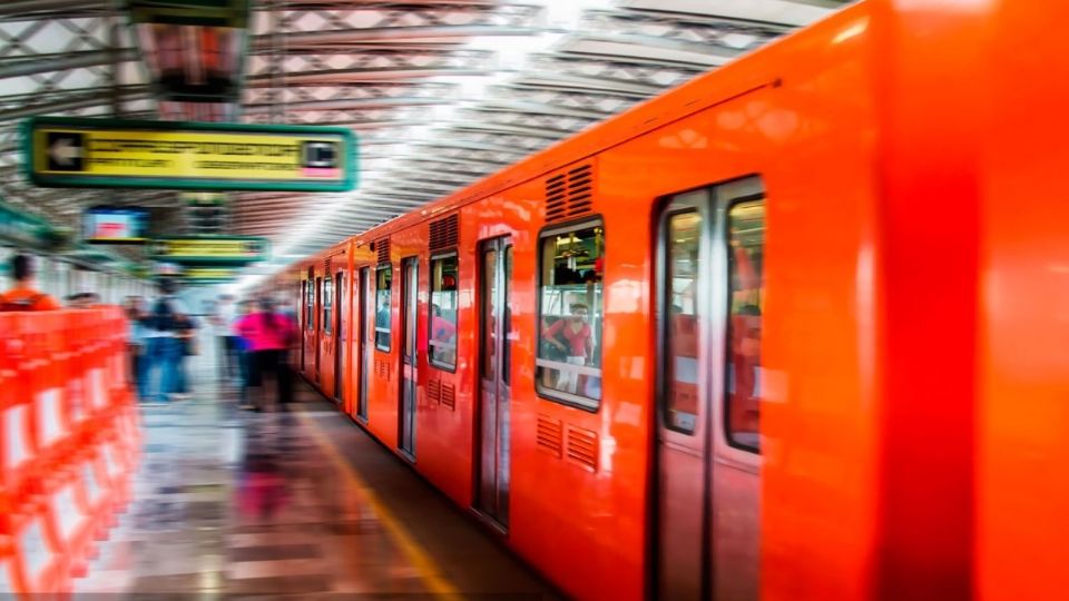 Continúan trabajos en el tramo elevado de la línea dorada