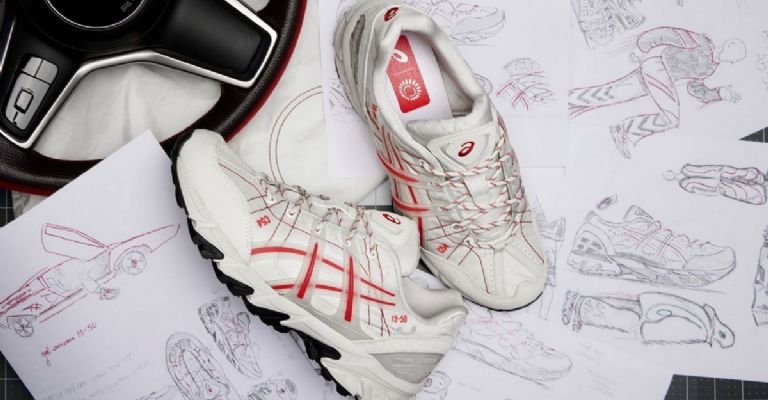 tenis hechos con bolsas de aire Asics