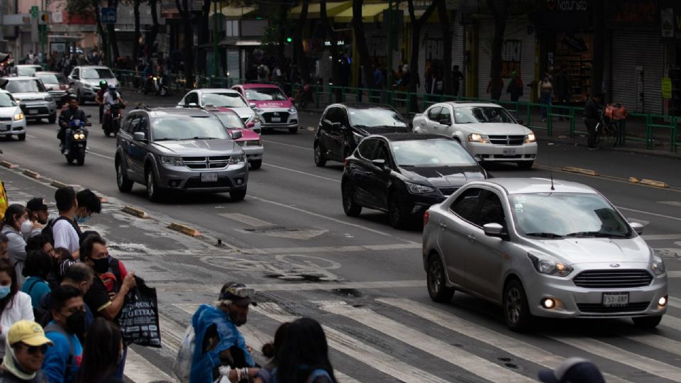 Qué autos no circulan mañana viernes 27 de enero de 2023.