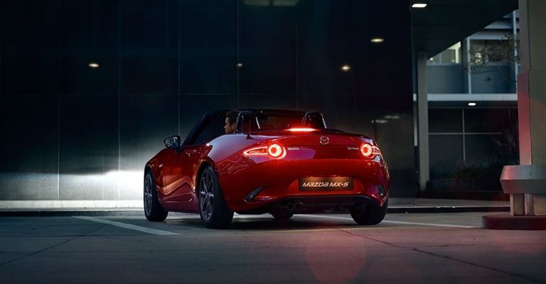 Diseño exterior del Mazda MX-5 2023