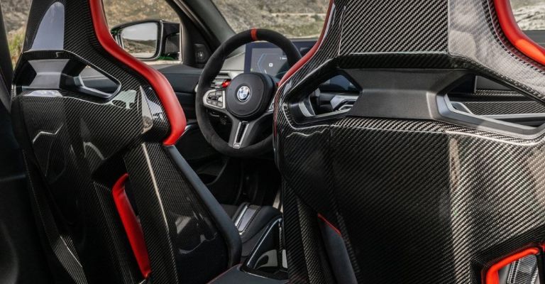 Interior del BMW M3 CS 2024