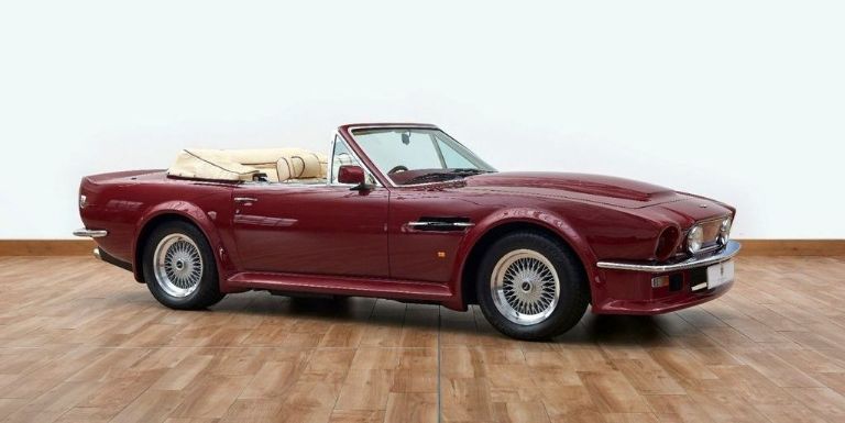 David Beckham, Spice Boy, David Beckham en México, Autos de David Beckham, Motos de David Beckham, Futbolista David Beckham, Triumph Bonneville T120, Café Racer, Porsche 911 S, Aston Martin V8 Volante, Maserati, McClaren MP4-12C Spider, Bentley, Jeep Wrangler, Ferrari, Cadillac Escalade