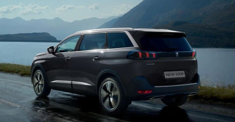 Diseño exterior de la Peugeot 5008 2023