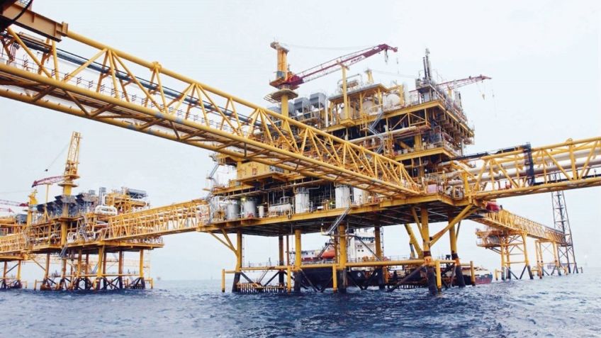 Petróleo alcanza máximos semanales impulsado por la creciente demanda en China