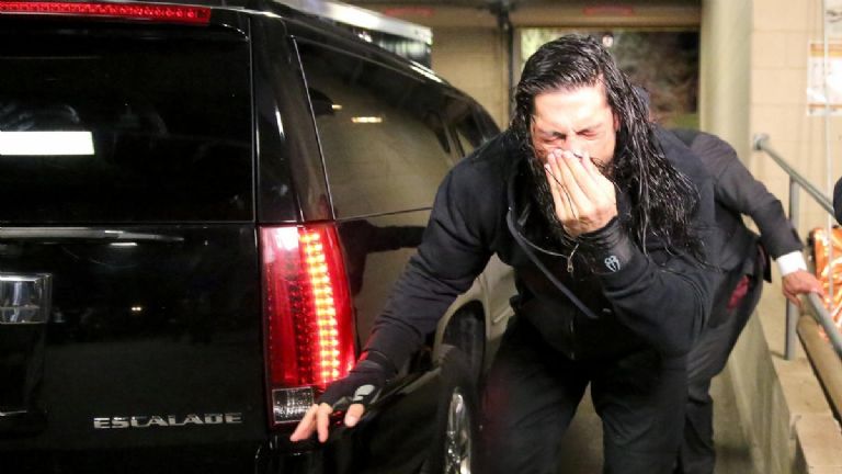 Roman Reigns WWE Campeón Autos de lujo Colección de autos Autos de lujo de Roman Reigns Lucha Asientos de cuero Impresionante colección de autos WWE campeón y sus autos de lujo