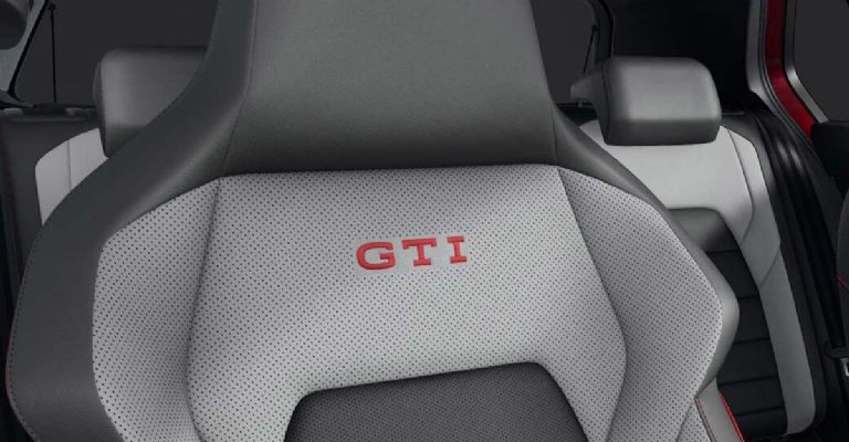 Volkswagen Golf GTI 2024