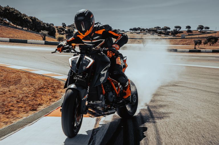 Qué tomar en cuenta antes de comprar una moto