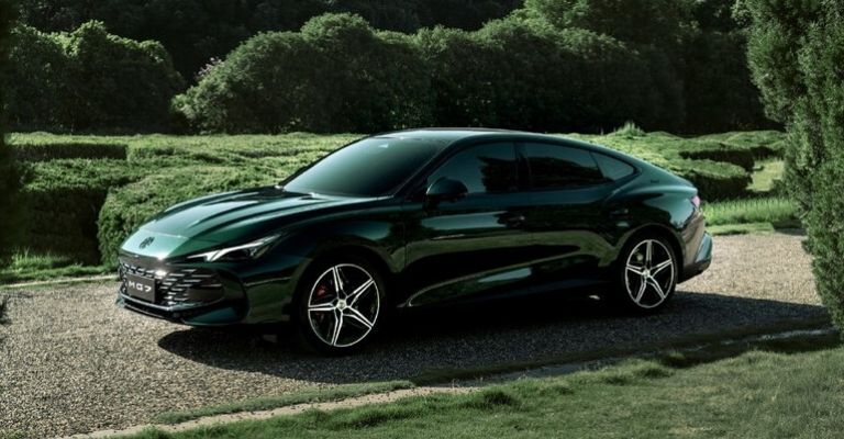 MG7 motor y especificaciones